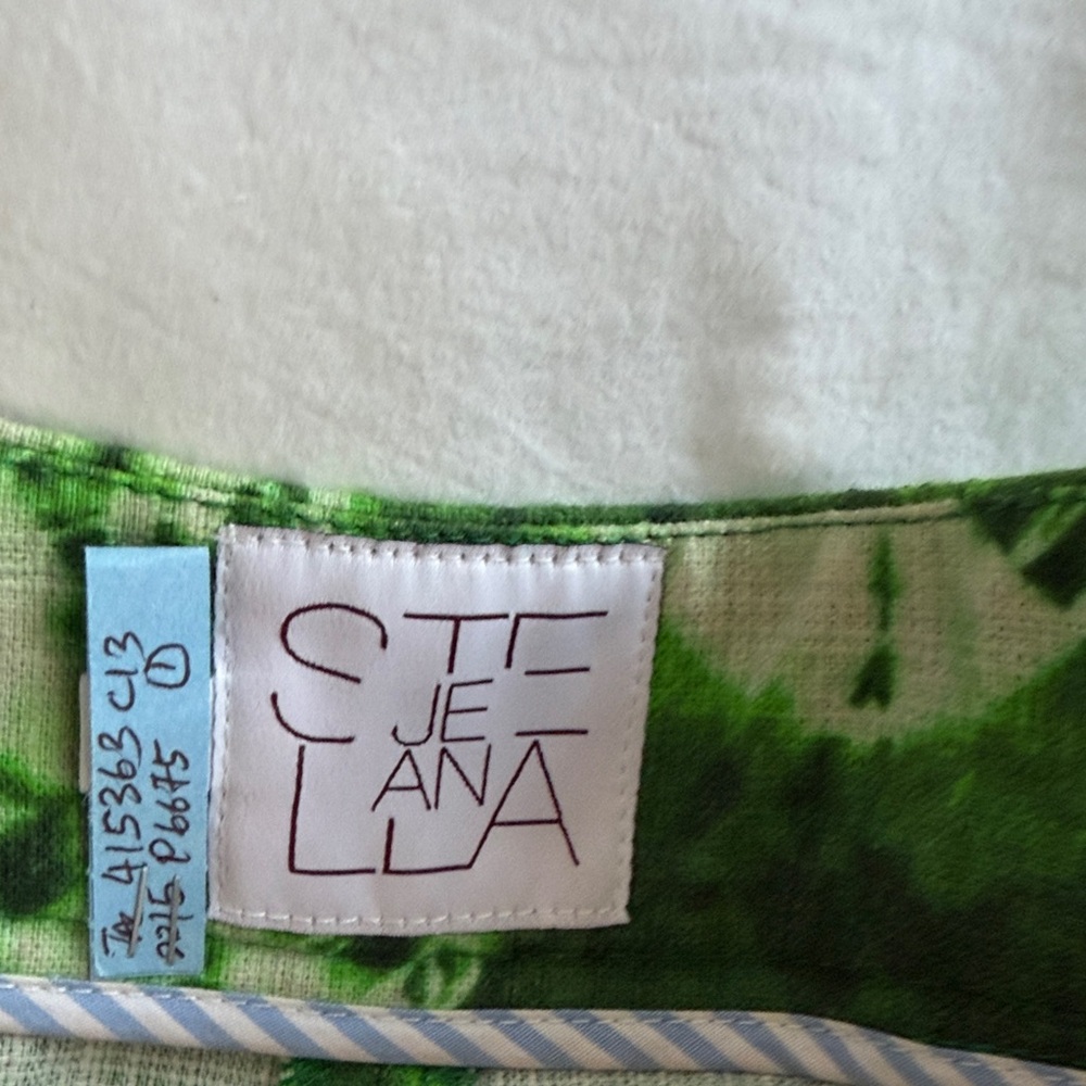 Stella JaneGreen Tie-Dye Women's Shorts - Picture 2 of 3